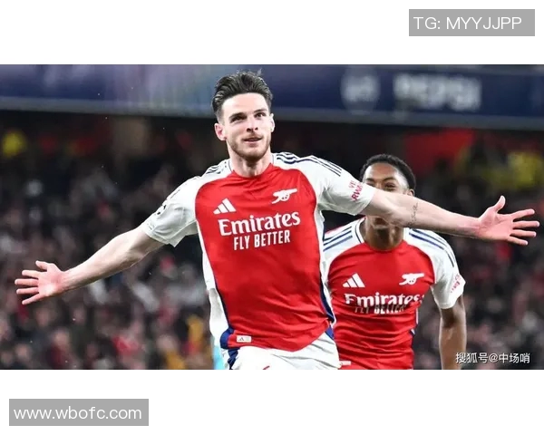 近年来涌现的足球明星及其在赛场上的精彩表现与成就分析 近年来涌现的足球明星及其在赛场上的精彩表现与成就分析