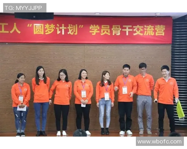幼儿篮球小明星的成长之路：从萌芽到赛场的精彩蜕变与梦想追逐
